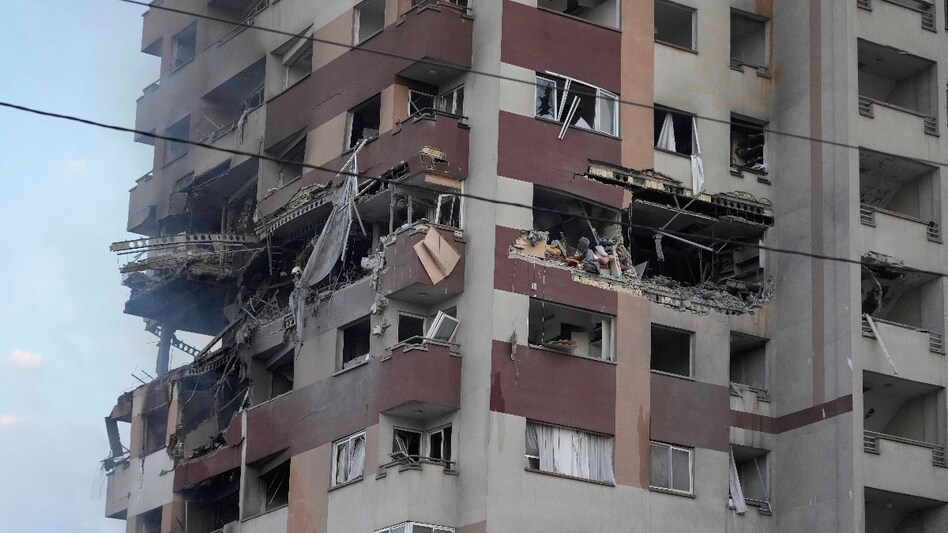 एटॉमिक साइट तबाह, मिसाइलें बर्बाद, साइंटिस्ट-कमांडर मारे गए... आखिर इजरायल ने ईरान पर क्यों किया इतना बड़ा हमला? - Why Israel attack Iran launched operation rising ...