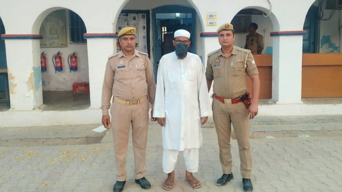 Maulana accused of rape arrested by Hapur police