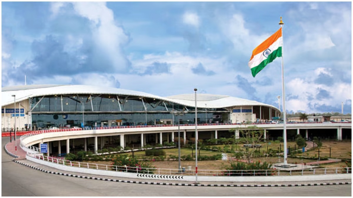 अहमदाबाद विमान हादसे के बाद भोपाल एयरपोर्ट पर सुरक्षा कड़ी, 10 KM के दायरे में लेजर लाइट पर बैन