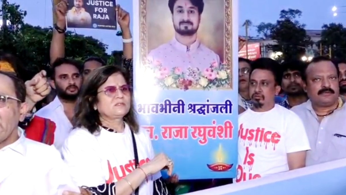 राजा को न्याय दिलाने इंदौर में निकाला गया कैंडल मार्च.