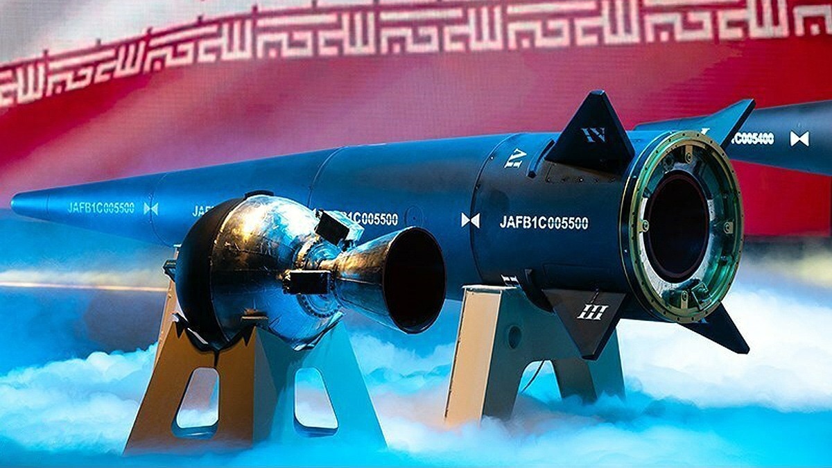 Irans Fatah-1 hypersonic missile