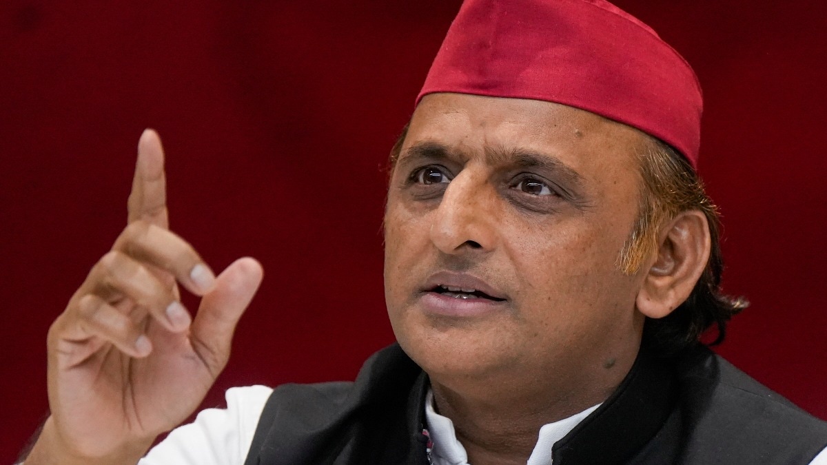 सपा अध्यक्ष और पूर्व मुख्यमंत्री अखिलेश यादव.