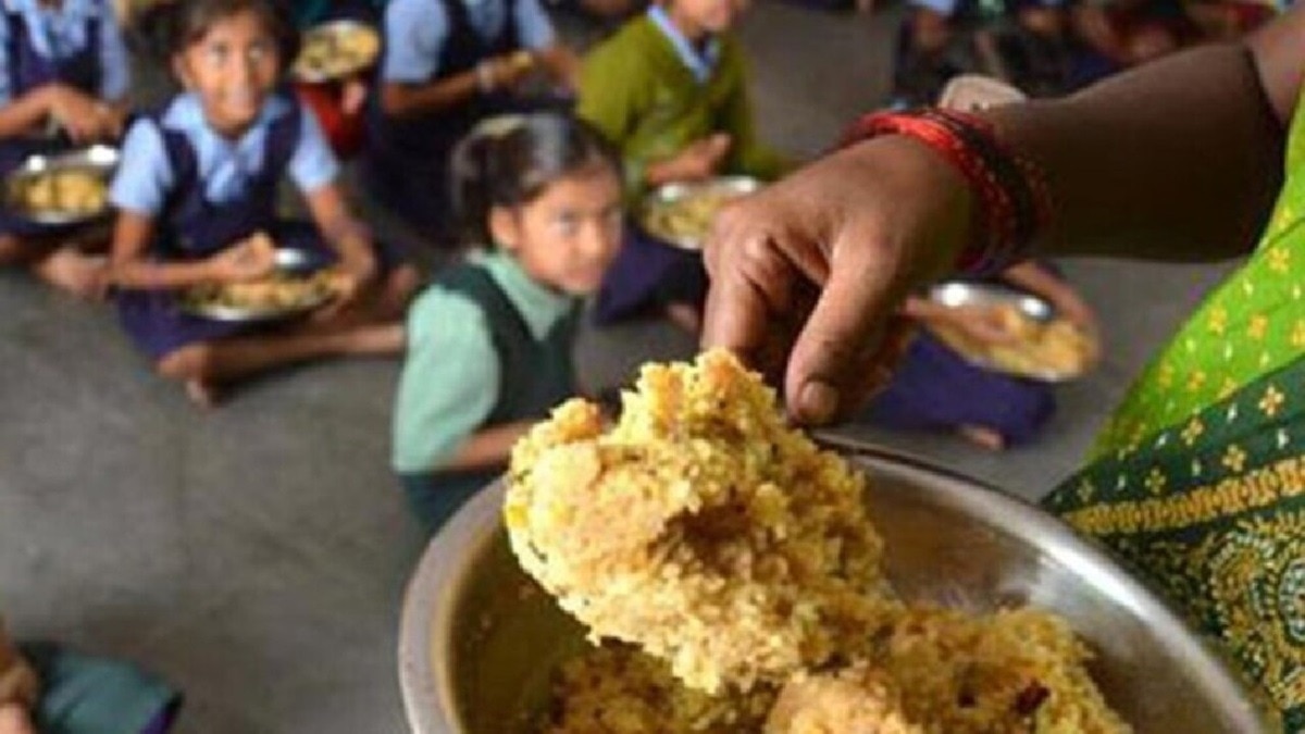 Students withdrew their admission from a government school after a Dalit woman cooked the mid-day meal