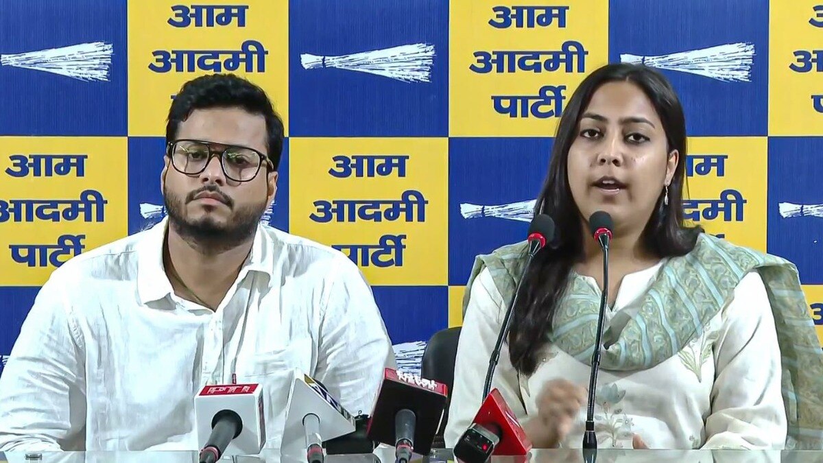 The Association of Students for Alternative Politics has opened a helpdesk for UG/PG admissions at Delhi University