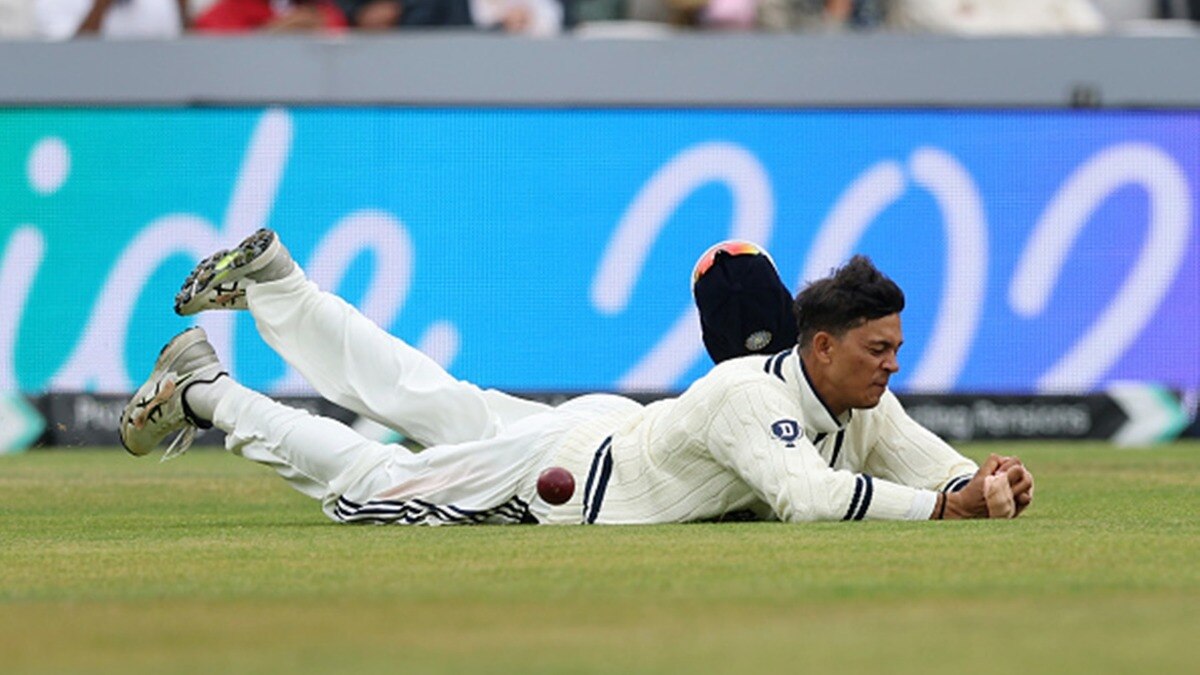 यशस्वी जायसवाल ने पहले टेस्ट में कई कैच छोड़े.