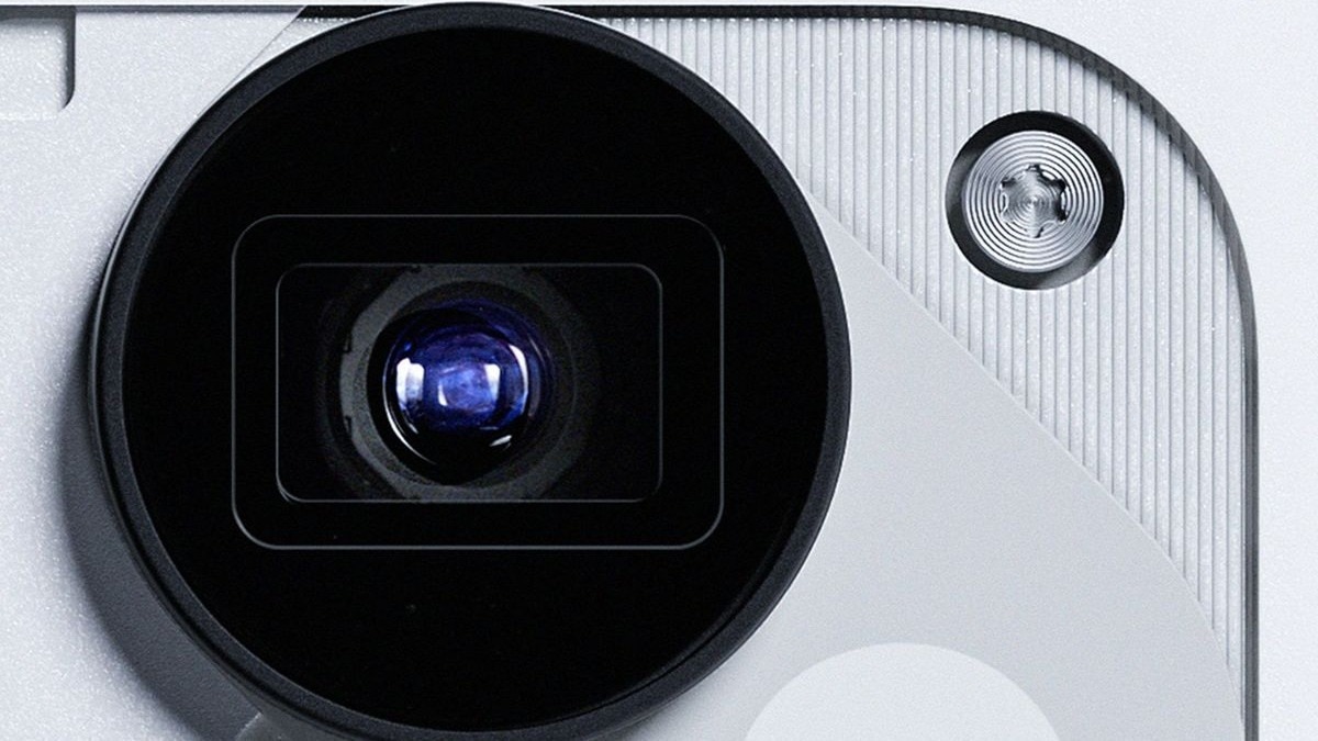 Nothing Phone (3) with 50 MP periscope lens