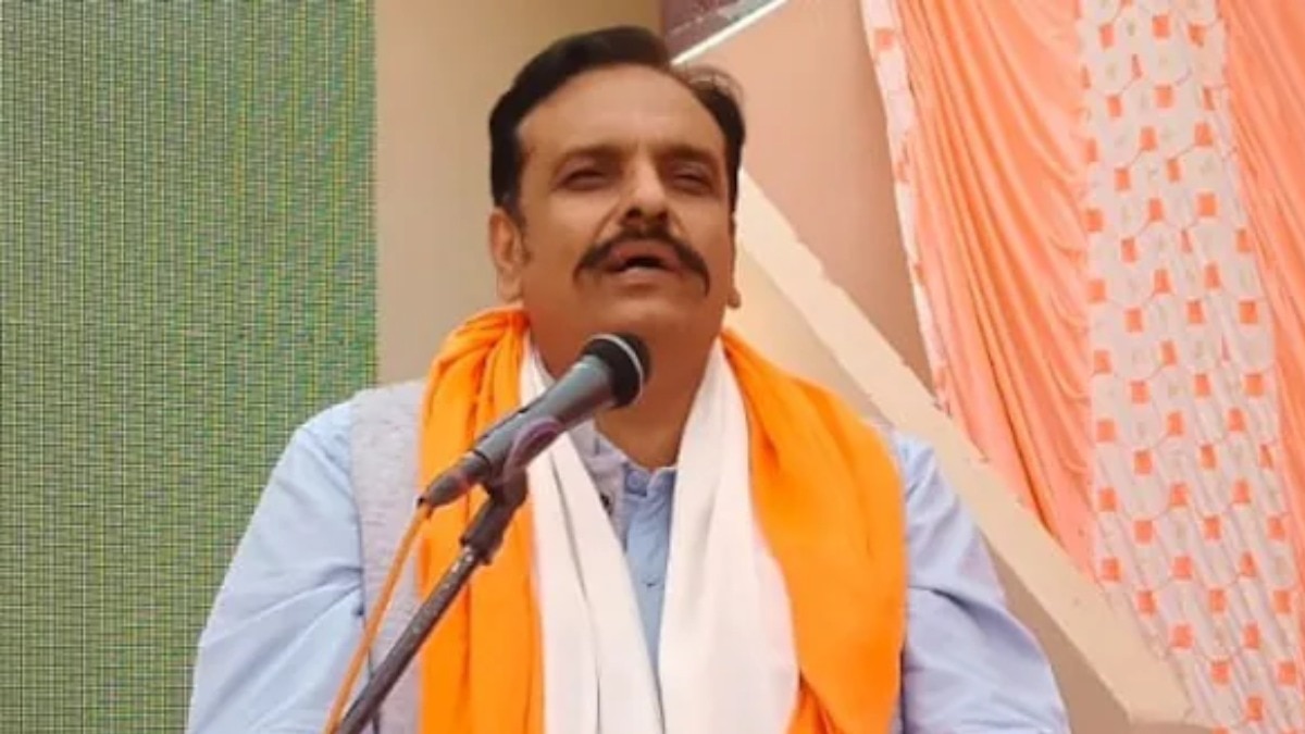 आम आदमी पार्टी ने MLA विजय प्रताप सिंह को 5 साल के लिए किया निलंबित, कांग्रेस बोली- सच बोलने की सज़ा मिली