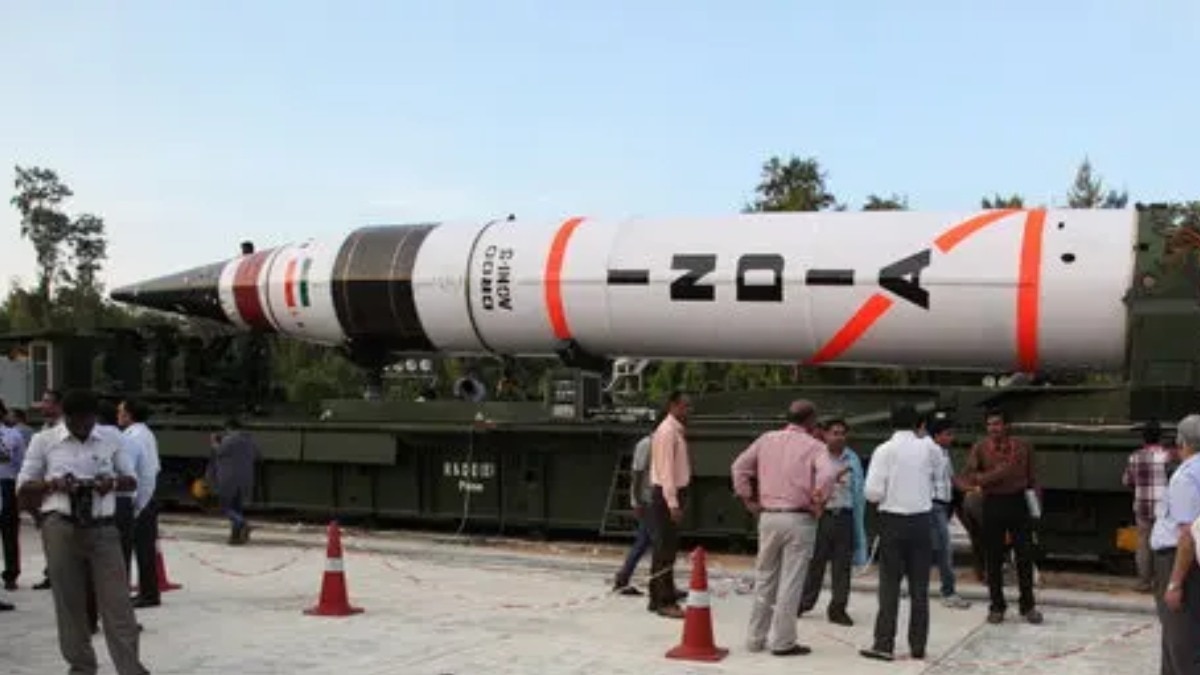 भारत बना रहा US से भी खतरनाक बंकर-बस्टर्स बम, जमीन के 100 मीटर अंदर घुसकर तबाह करेगा दुश्मन के ठिकाने