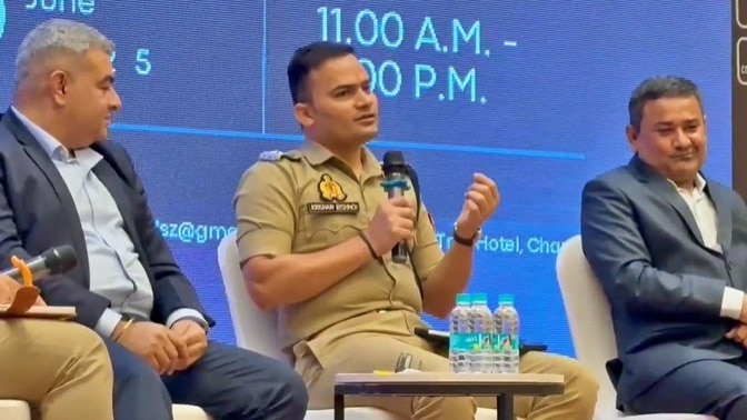 संभल पुलिस का 'इंश्योरेंस कॉन्क्लेव'