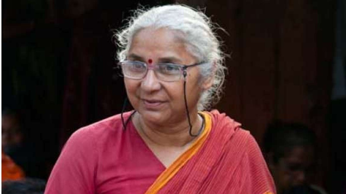 BJP MPs got angry after seeing Medha Patekar in the parliamentary committee meeting