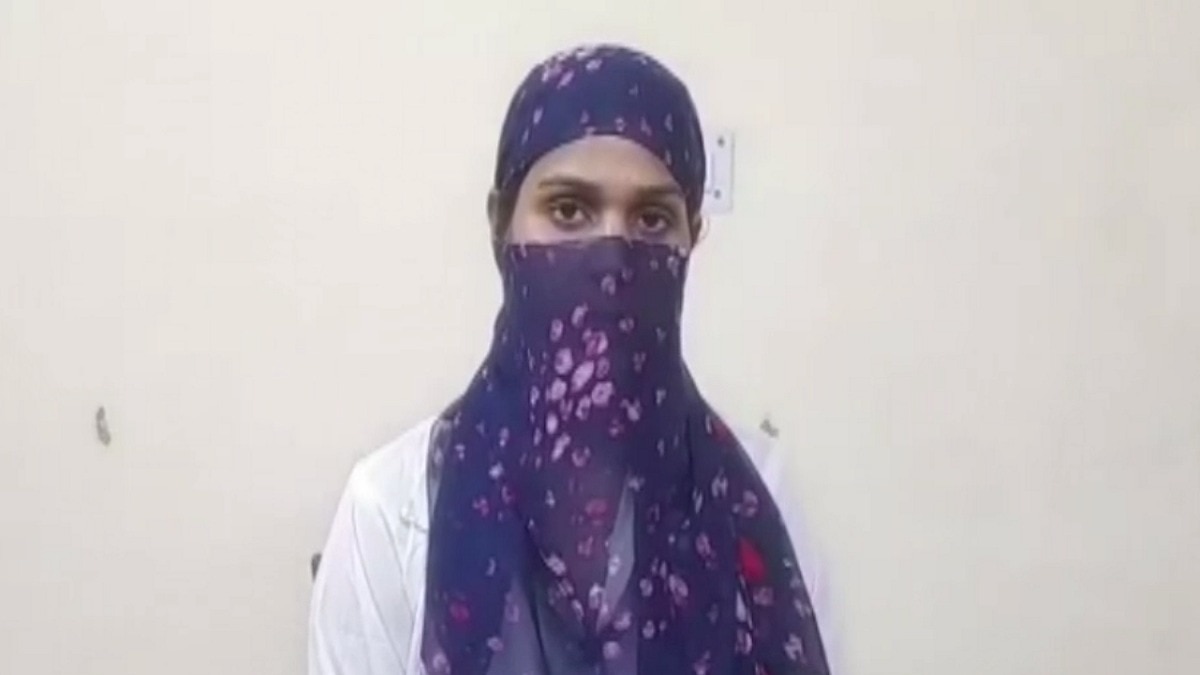‘फिल्मों में रोल देने के नाम पर 3 साल तक मेरा रेप किया’, एक्टर उत्तर कुमार पर एक्ट्रेस ने लगाए गंभीर आरोप – razzi bolja actress made serious allegations against actor uttar kumar lclnt