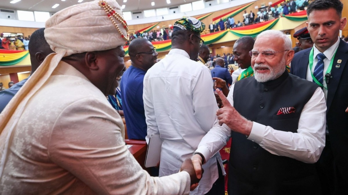 Ghana's MP arrives to meet PM Modi in Indian attire