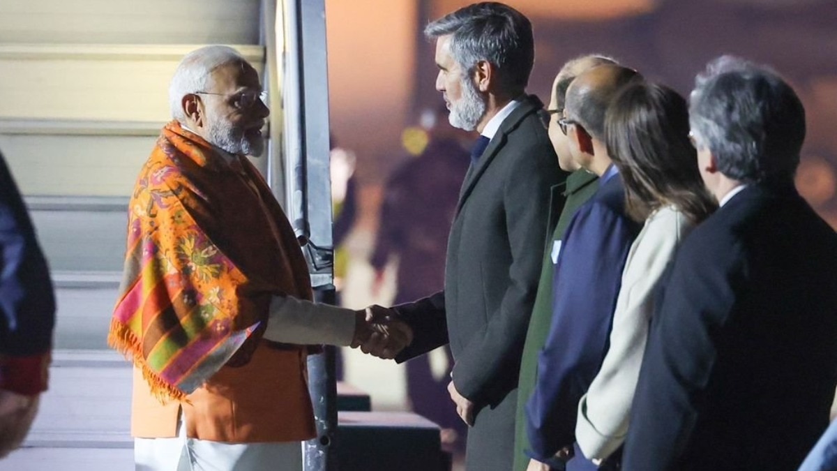 अर्जेंटीना की राजधानी ब्यूनस आयर्स पहुंच पीएम मोदी (एक्स - प्रधानमंत्री नरेंद्र मोदी)