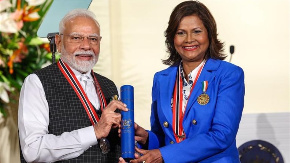 त्रिनिदाद एंड टोबैगो का सर्वोच्च सम्मान पाने वाले पहले विदेशी नेता बने PM मोदी, अब तक 25 देश दे चुके हैं अपना सबसे बड़ा सम्मान - PM Modi becomes first ...
