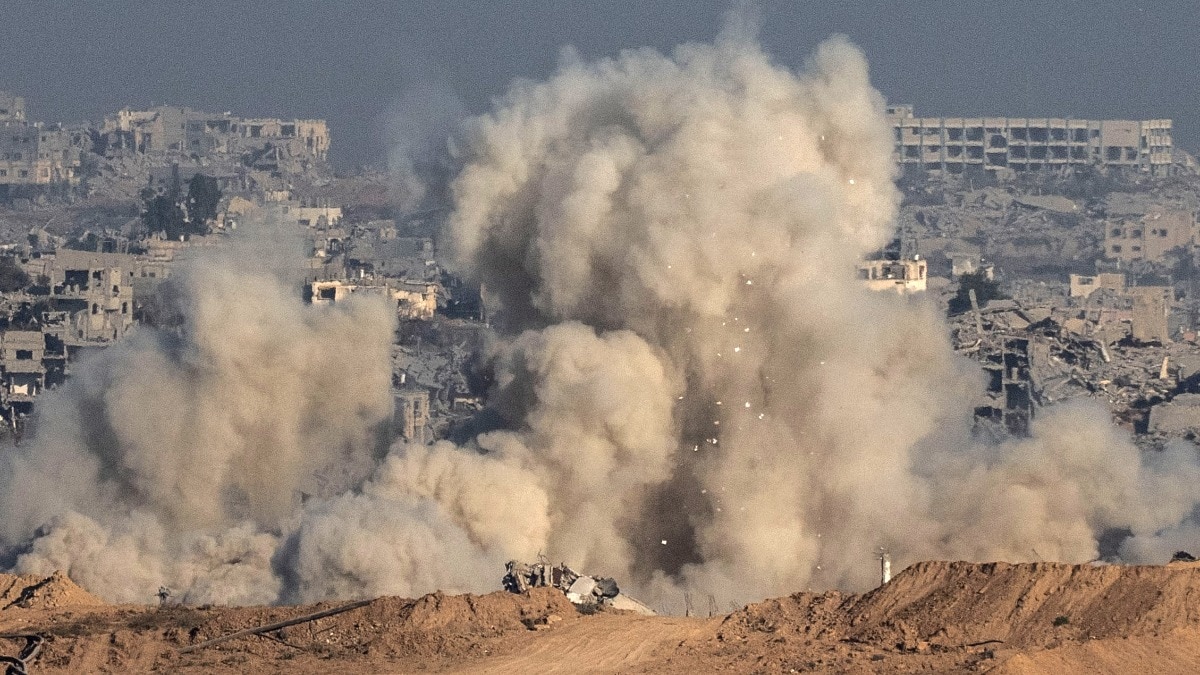 Israel bombs Gaza again
