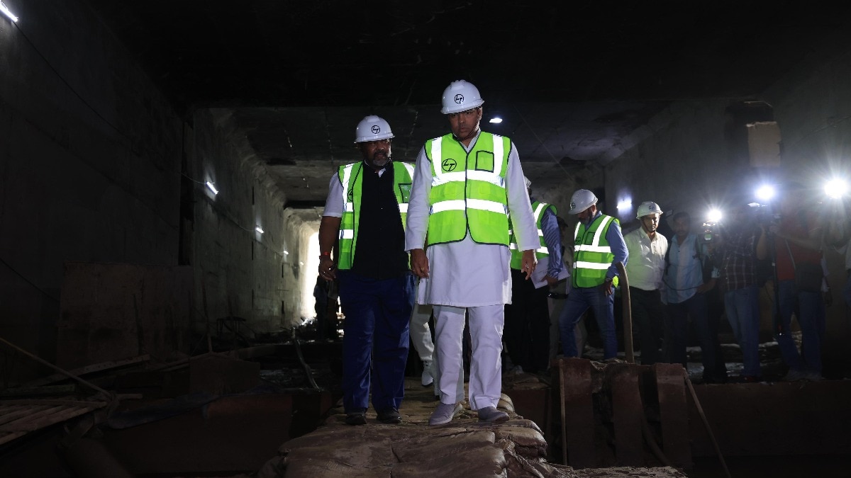 Parvesh Sahib Singh Verma in Kale Khan Tunnel