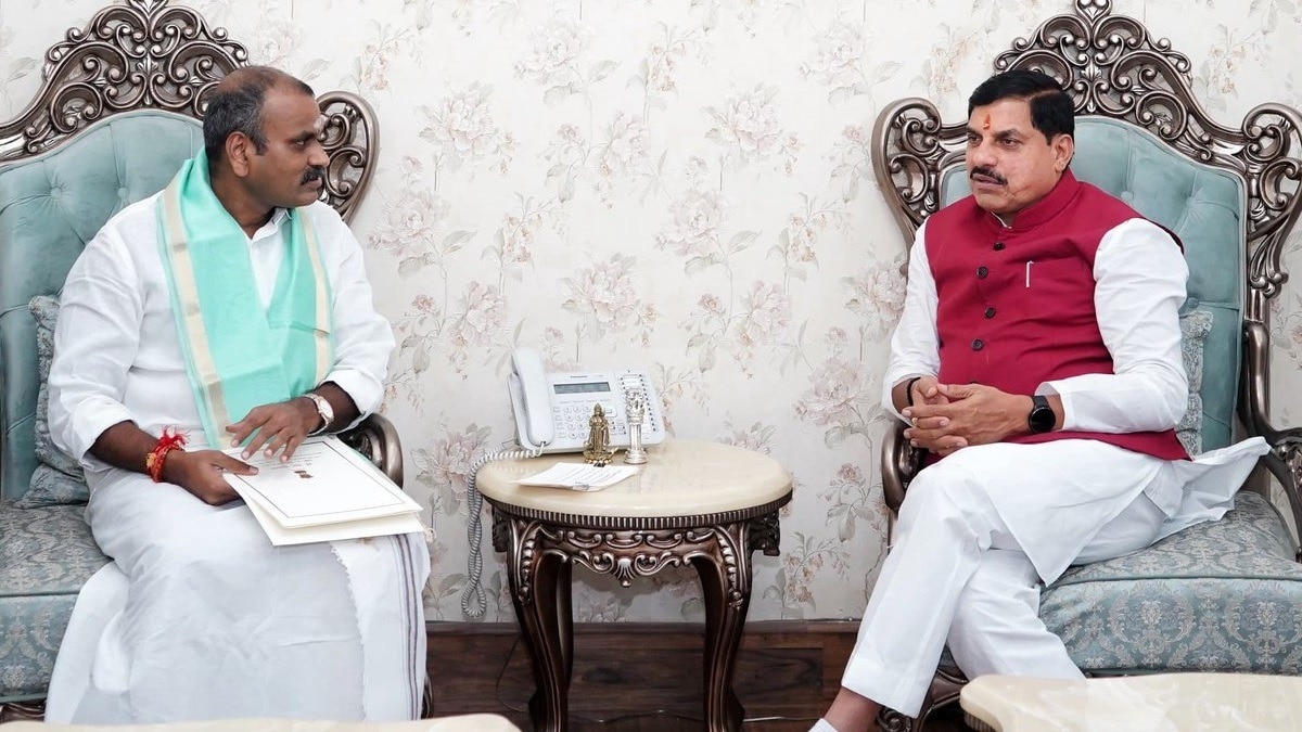 CM मोहन यादव की सूचना एवं प्रसारण राज्य मंत्री एल मुरुगन से मुलाकात.