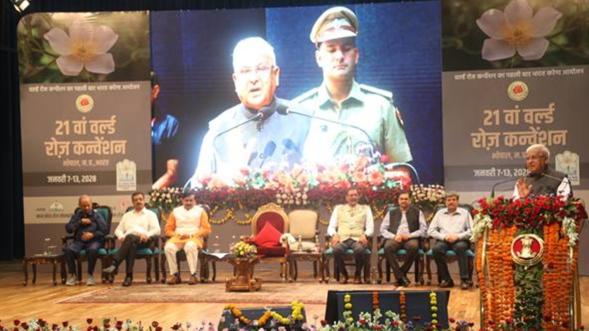  राजभवन में गुलाब की प्रजातियों का उत्पादन होगा दोगुना: मंगूभाई पटेल