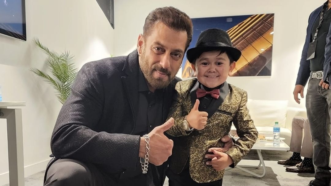 दुबई पुलिस की हिरासत में थे अब्दू रोजिक, क्या हुए थे गिरफ्तार? इंफ्लुएंसर की टीम बोली- पहले तो... - bigg boss 16 contestant influencer abdu rozik got detained at dubai airport on