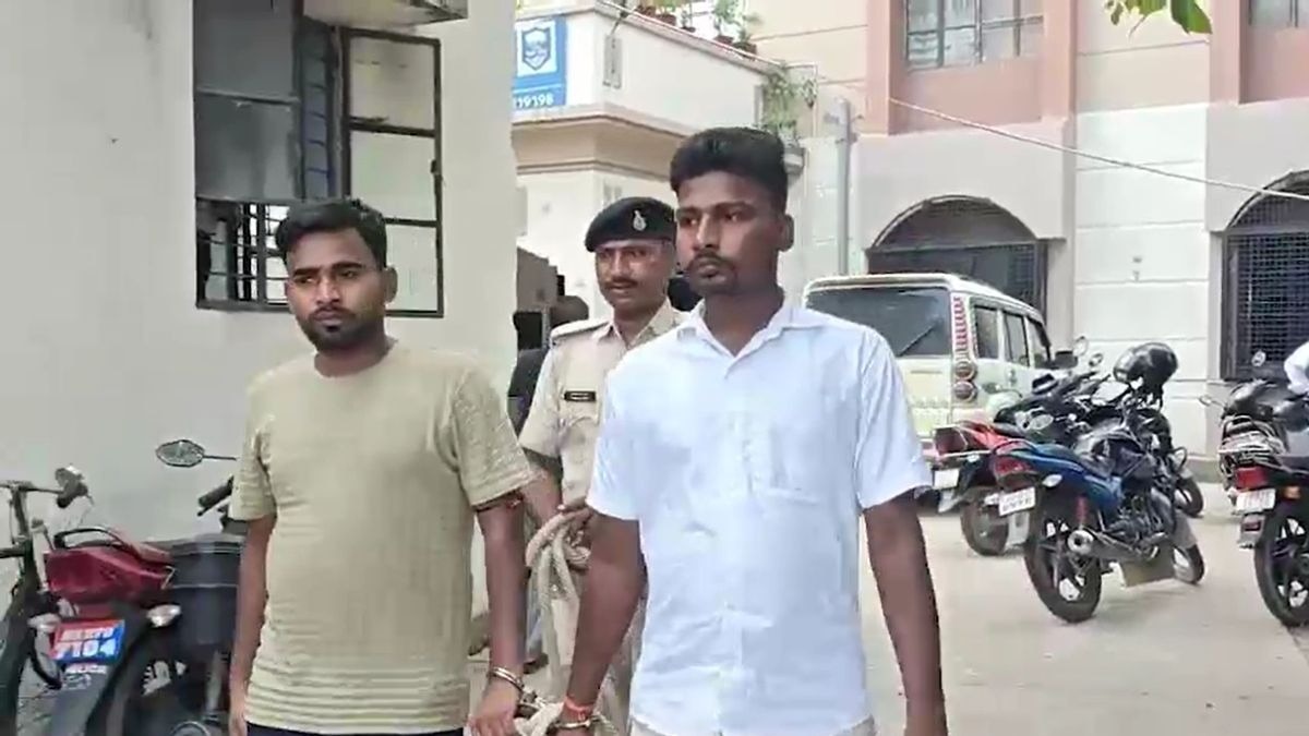 पटना में साइबर ठग गिरफ्तार. (Photo: Screengrab)