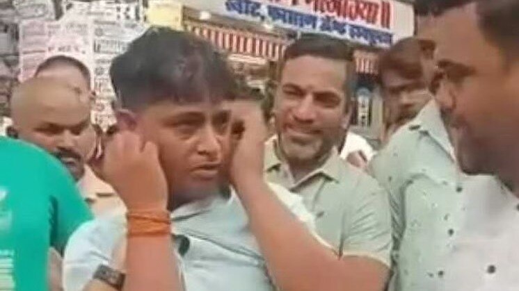 महाराष्ट्र: पालघर में उद्धव गुट के कार्यकर्ताओं ने रिक्शा चालक को पीटा, मराठी भाषा का अपमान करने का आरोप