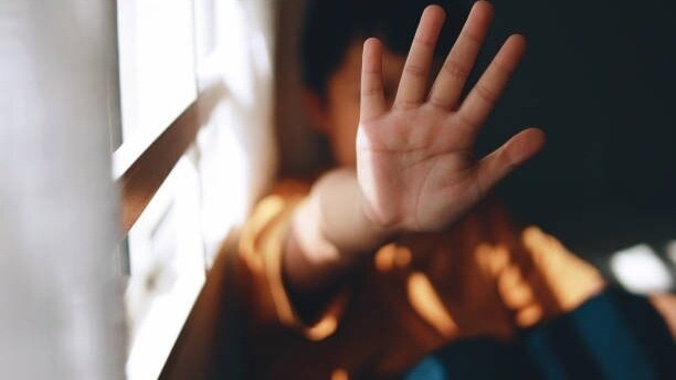 स्कूली छात्राओं का पीछा करता था युवक, करता था परेशान, केस दर्ज