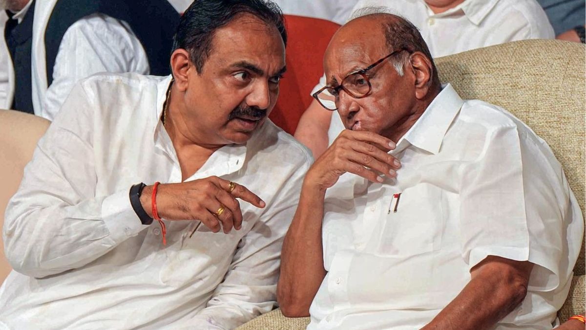 Jayant Patil with ncp-scp chief Sharad Pawar