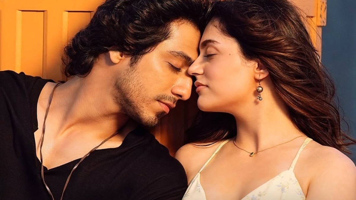 saiyaara review: ahaan panday, aneet padda film intense musical love story is mmust watch