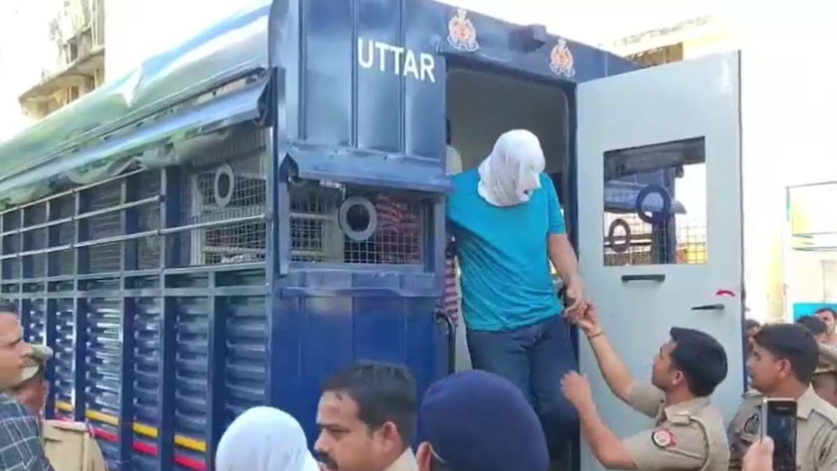कोर्ट ने आरोपियों को पुलिस रिमांड पर भेजा. (Screengrab)