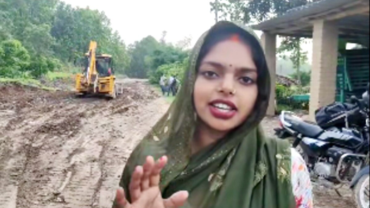 लीला साहू की मांग पर सड़क निर्माण कार्य शुरू.