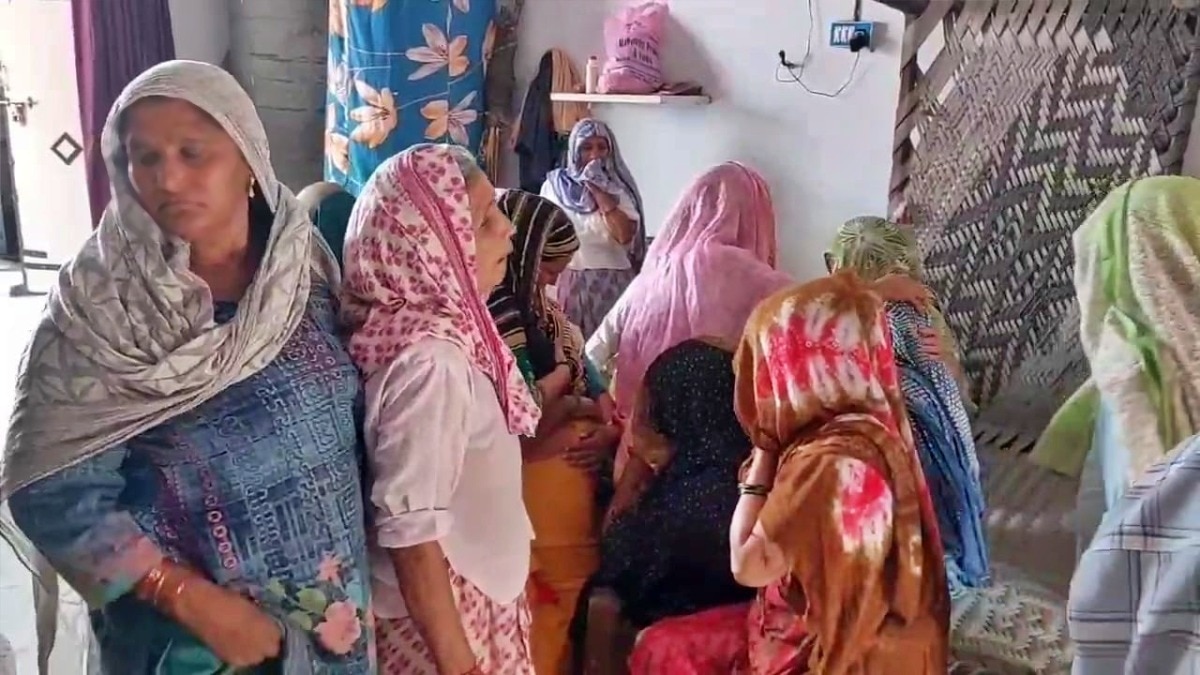 Baghpat Asha workers family crying after murder (Photo- ITG)