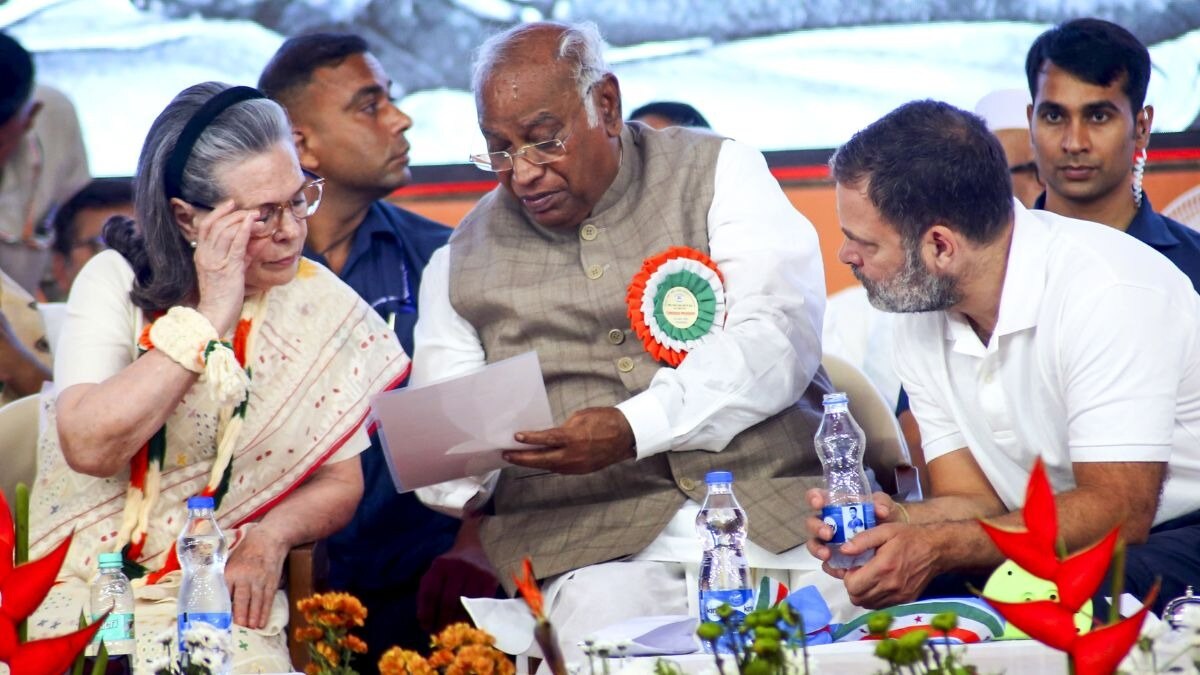 कांग्रेस का कहना है कि 199 करोड़ रुपये दान में मिले थे, और वो करमुक्त होना चाहिए. (Photo: File)