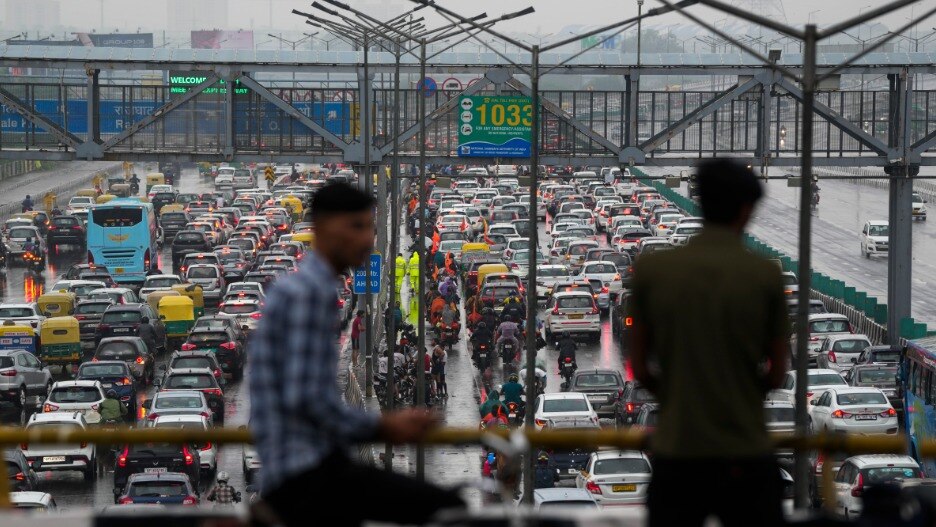 बारिश से लगा जाम ही जाम (Photo-PTI)