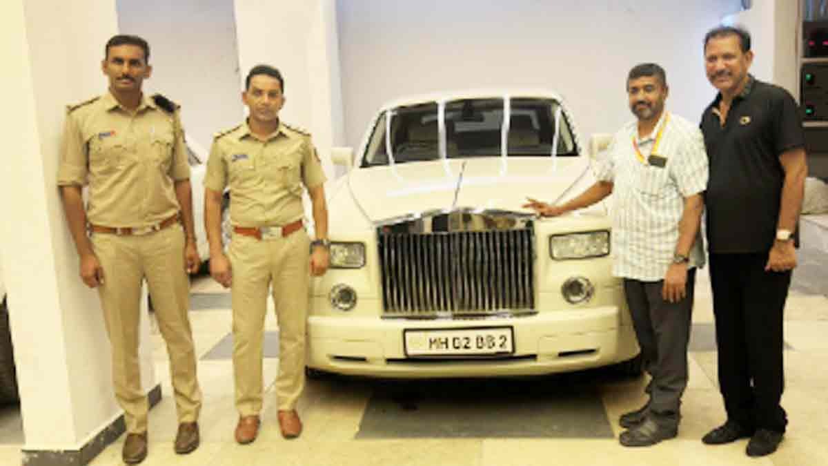 बिना टैक्स चुकाए चल रहीं रोल्स-रॉयस कारें (Photo: Nagarjun/ITG)