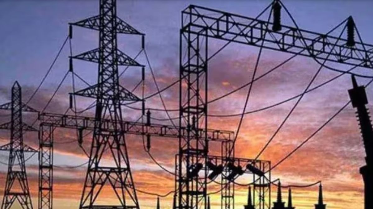 पूर्वांचल विद्युत वितरण निगम के सुपरिंटेंडेंट इंजीनियर निलंबित. (Photo: Representational)