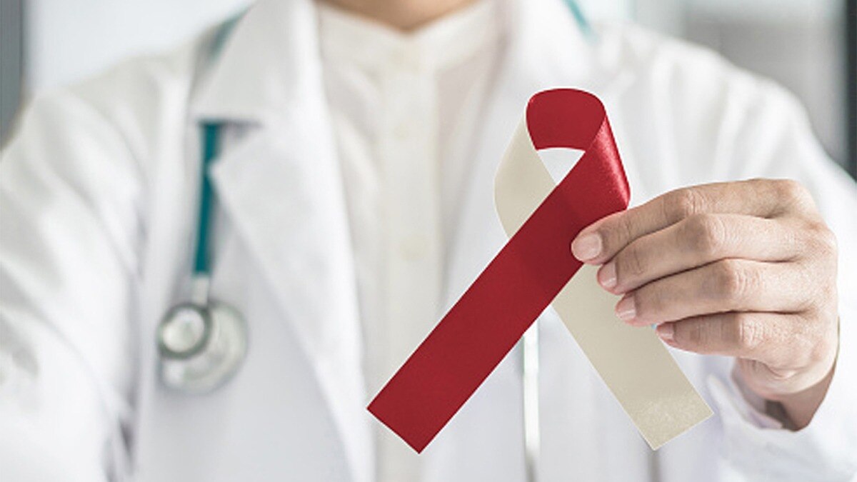 जवानों में क्यों बढ़ रहा है सिर और गले का कैंसर? (Photo Credit: Getty Image)