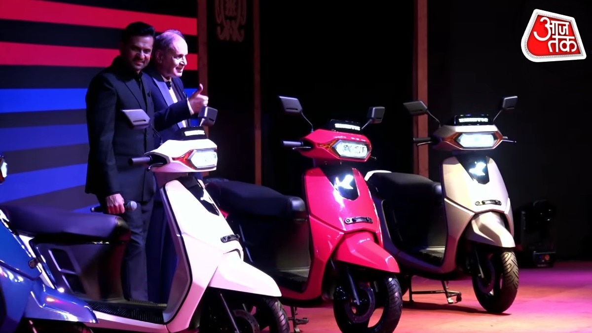 Kinetic DX Electric Scooter