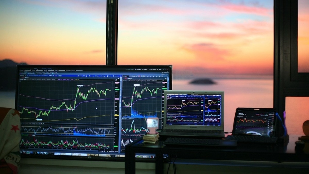 Promoters Buying Stocks: ये 15 कंपनियां... जिनके मालिक ने ही खरीद डाले और शेयर्स, एक साल में 5 गुना तक रिटर्न!