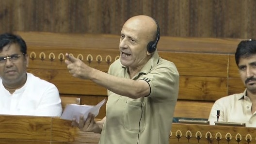 संसद में इंजीनियर राशिद का छलका दर्द