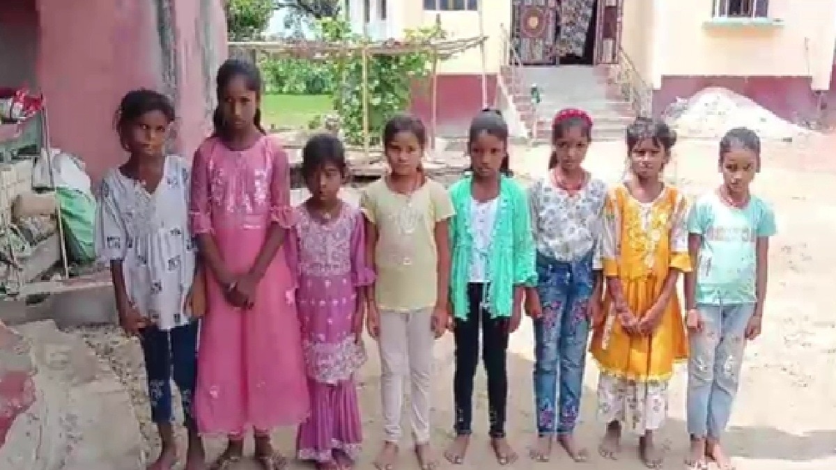 Group of girls