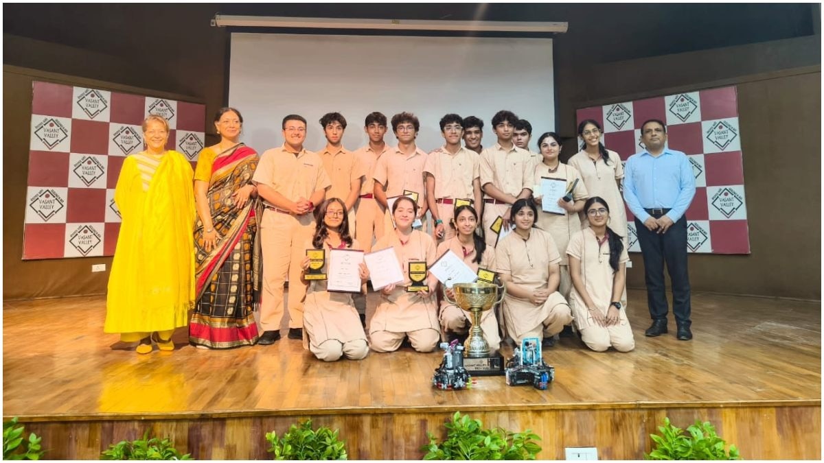 वसंत वैली स्कूल ने ‘Techvviz’ में जीते 4 अवॉर्ड्स, 3 कैटेगरी में मिला पहला स्थान – Vasant Valley School won 4 awards in techvviz competition tedu वसंत वैली स्कूल ने ‘Techvviz’ में जीते 4 अवॉर्ड्स, 3 कैटेगरी में मिला पहला स्थान – Vasant Valley School won 4 awards in techvviz competition tedu