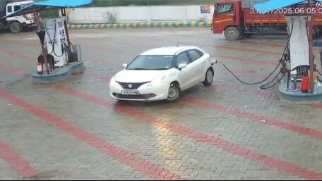 फ्यूल का पैसा दिए बिना भागे कार सवार (Photo: Screengrab)