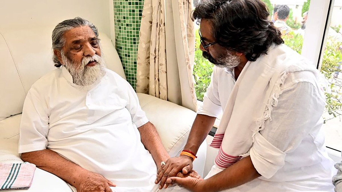 शिबू सोरेन की तबीयत नाजुक (File Photo: PTI)