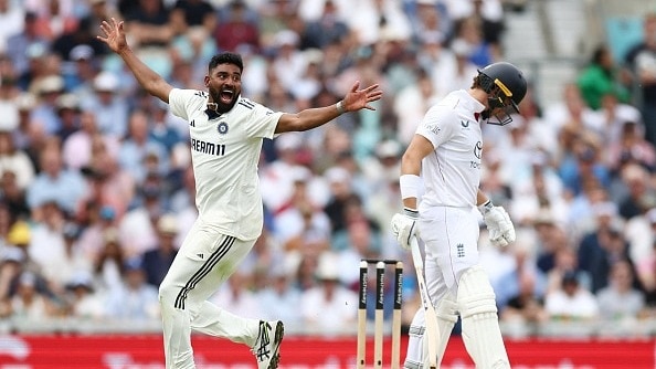 India's Mohammed Siraj (L) celebrates taking the wicket of England's Jacob Bethell (R) in this frame