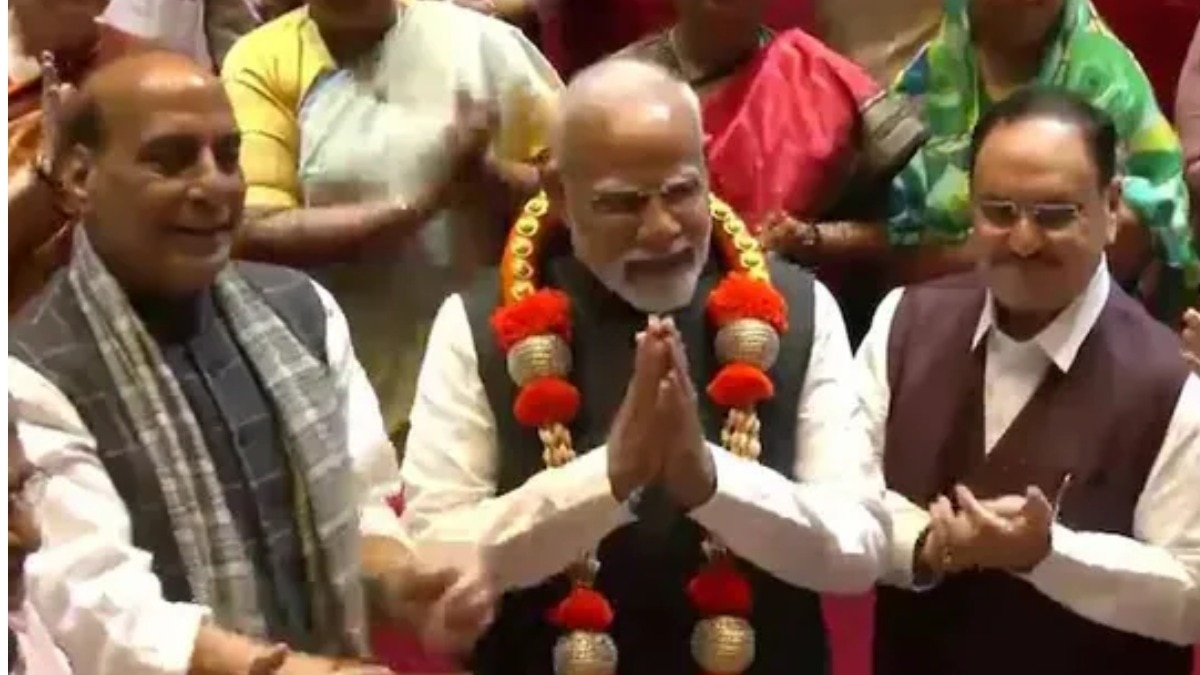 Prime Minister Modi was felicitated for the success of Operation Sindoor in the NDA Parliamentary Party meeting