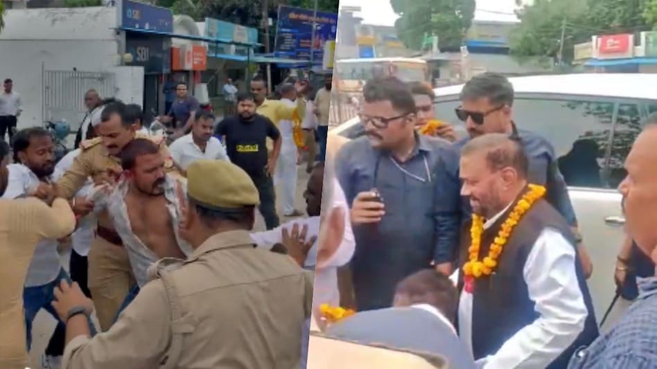 UP के पूर्व मंत्री स्वामी प्रसाद मौर्य को रायबरेली में एक युवक ने पीछे से थप्पड़ मार दिया। 2 रायबरेली में स्वामी प्रसाद मौर्य को जड़ा थप्पड़, समर्थकों ने आरोपी युवकों को जमकर पीटा, वीडियो वायरल - Swami Prasad Maurya slapped in Raebareli supporters beat up the ...