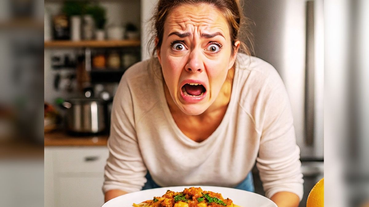 woman made bad face after seeing food