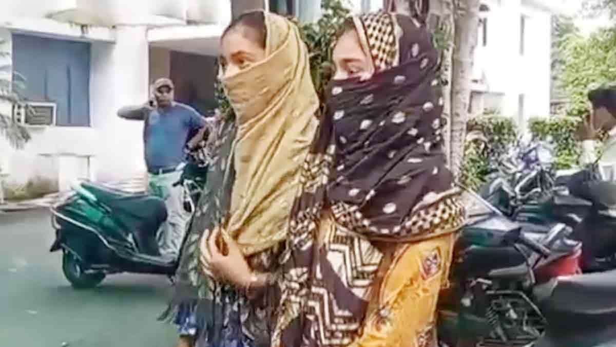 16 year old girl made allegations against her mother