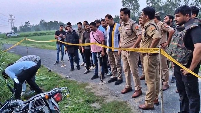 SP reached the spot after the encounter in Sitapur (Photo- ITG)