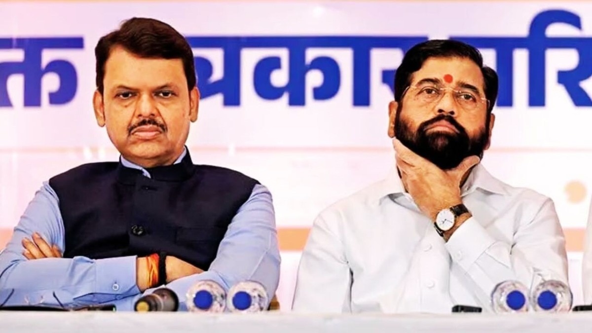 महाराष्ट्र में देवेंद्र फडणवीस और एकनाथ शिंदे के बीच अनबन की अटकलों पर जोर है (Photo: Reuters)